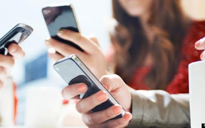 cara mengatasi pengisian baterai hp yang lama