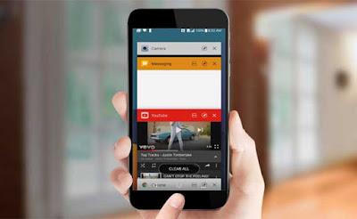 aplikasi berjalan di latar belakang